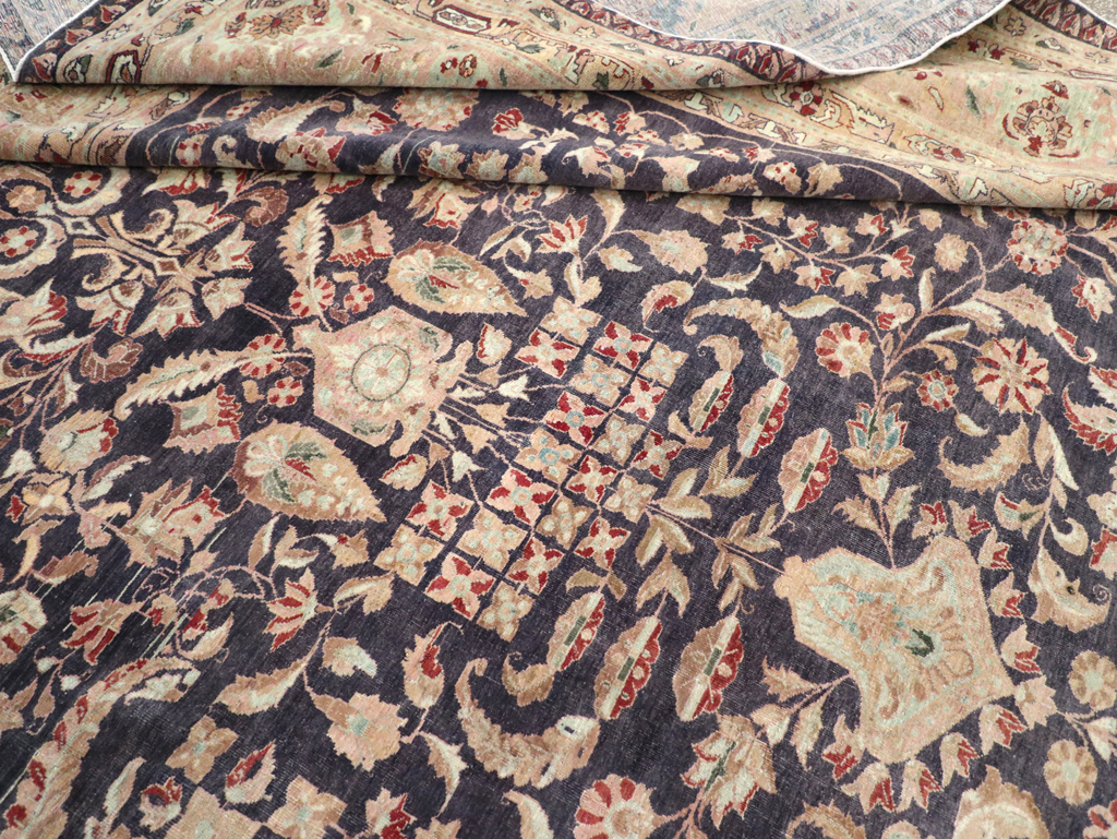 Vintage Persian Sarouk Carpet, No.27951 - Gss