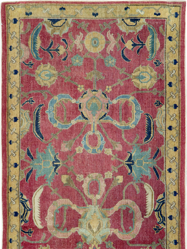 Antique Persian Isfahan Runner, No.27969 - Gss