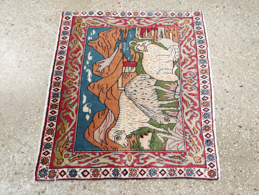 Vintage Persian Sarouk Rug, No.27988 - Gss