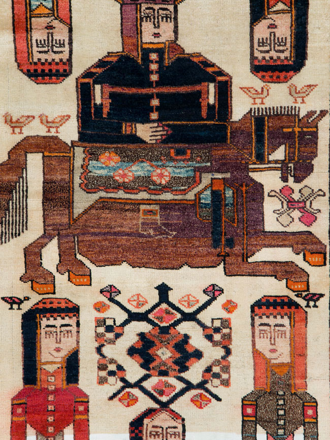 Vintage Persian Pictorial Bakhtiari Gallery Carpet, No.28005 - Gss