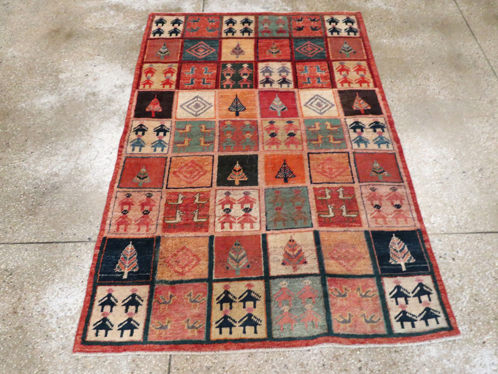 Vintage Persian Gabbeh Rug, No.28010 - Gss