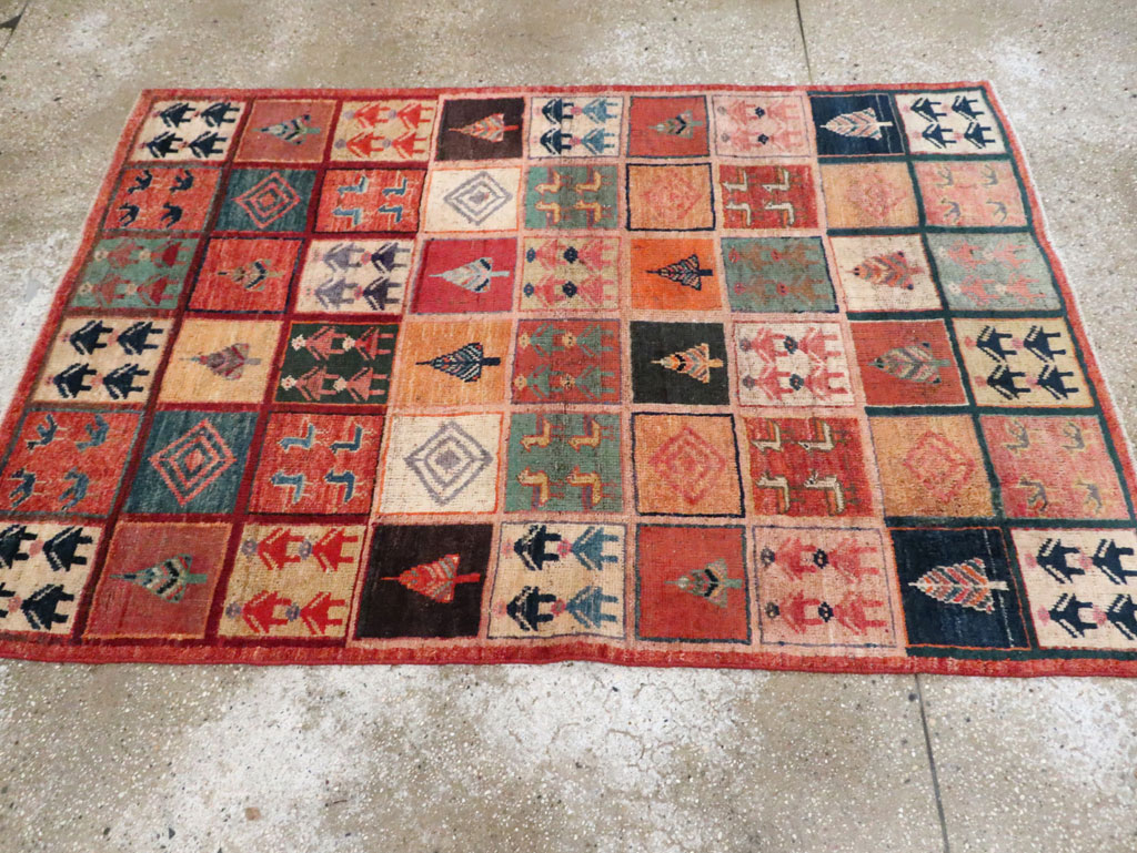 Vintage Persian Gabbeh Rug, No.28010 - Gss