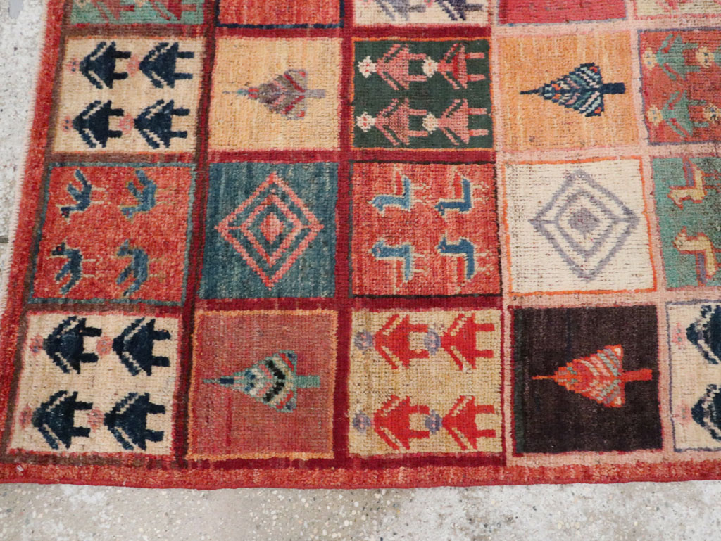 Vintage Persian Gabbeh Rug, No.28010 - Gss