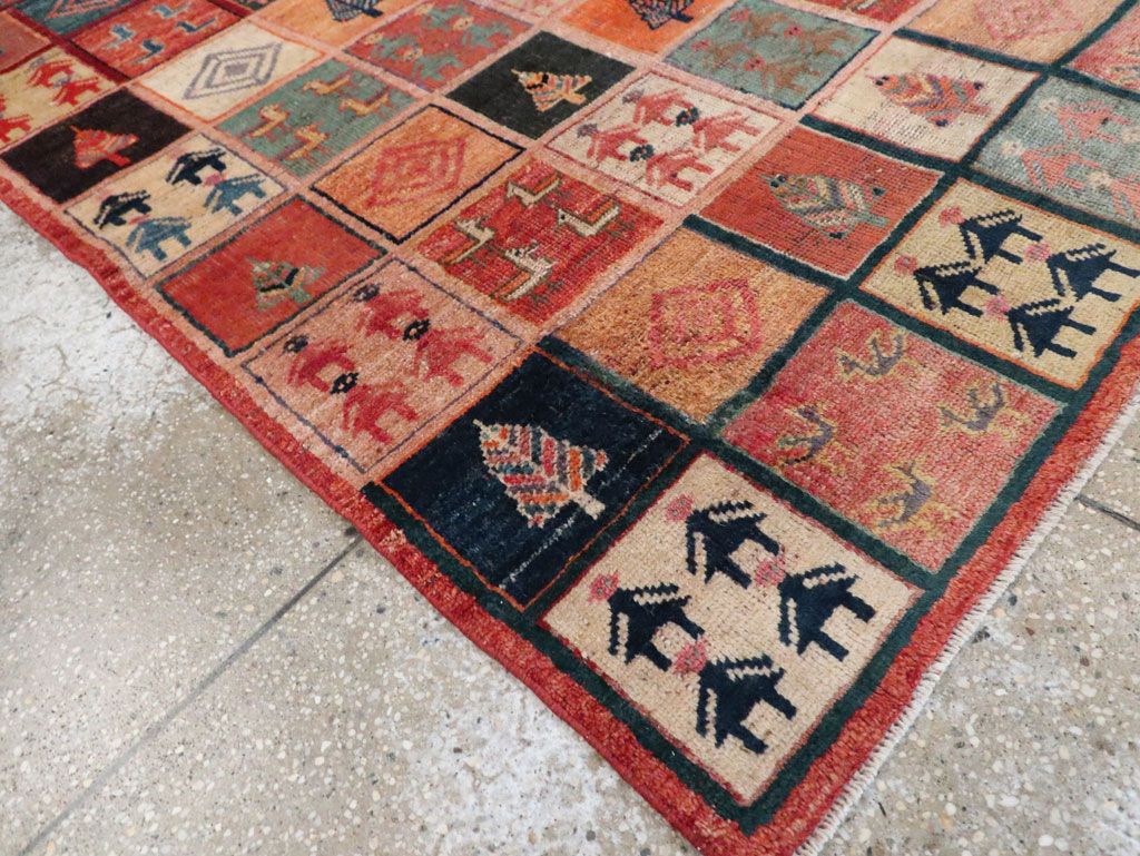 Vintage Persian Gabbeh Rug, No.28010 - Gss