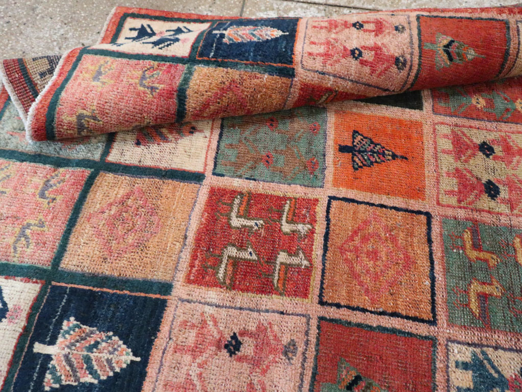 Vintage Persian Gabbeh Rug, No.28010 - Gss