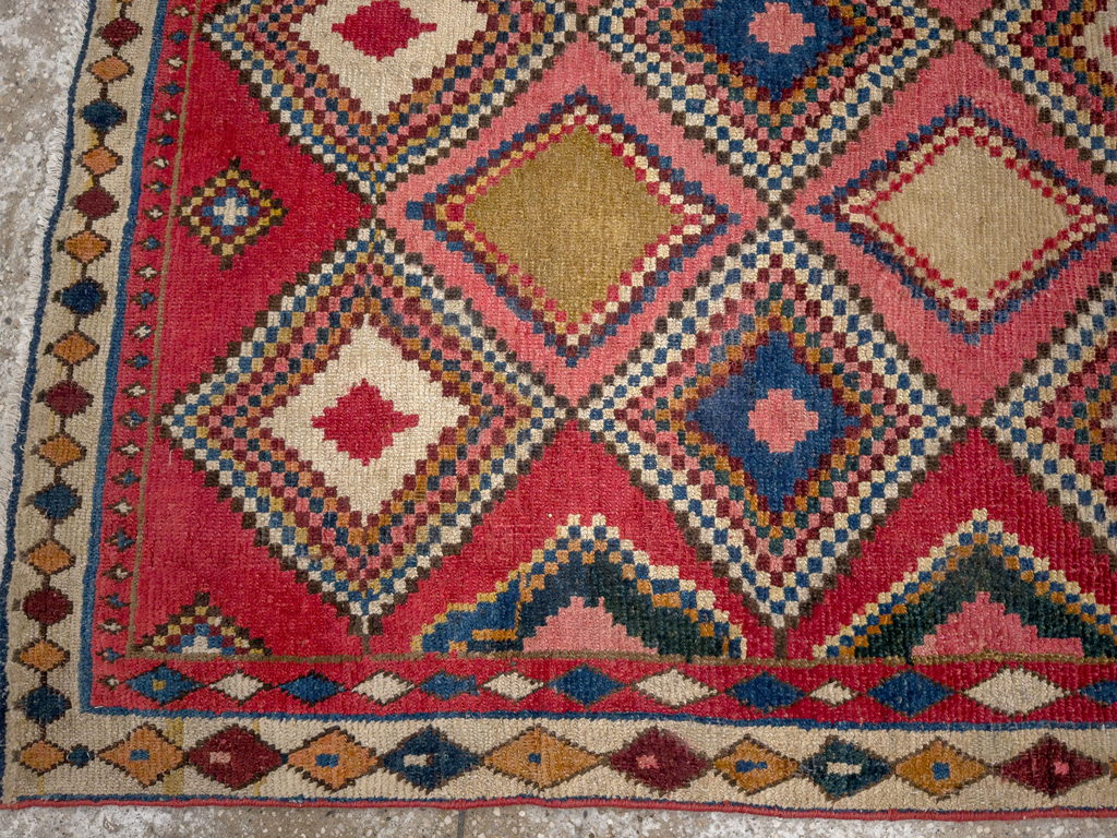 Antique Persian Gabbeh Accent Rug, No.28011 - Gss