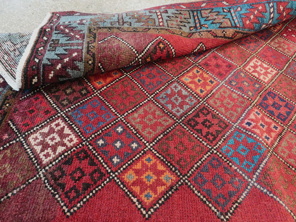 Vintage Persian Hamadan Runner, No.28016 - Gss