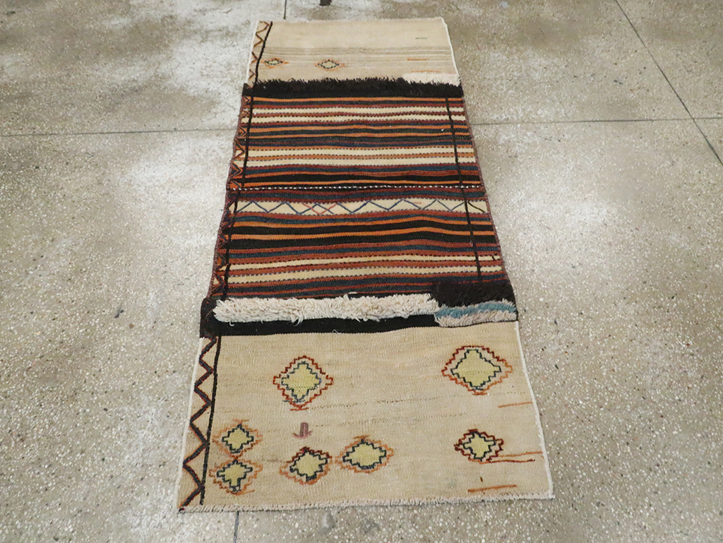 Vintage Persian Flatweave Kilim Small Runner, No.28037 - Gss
