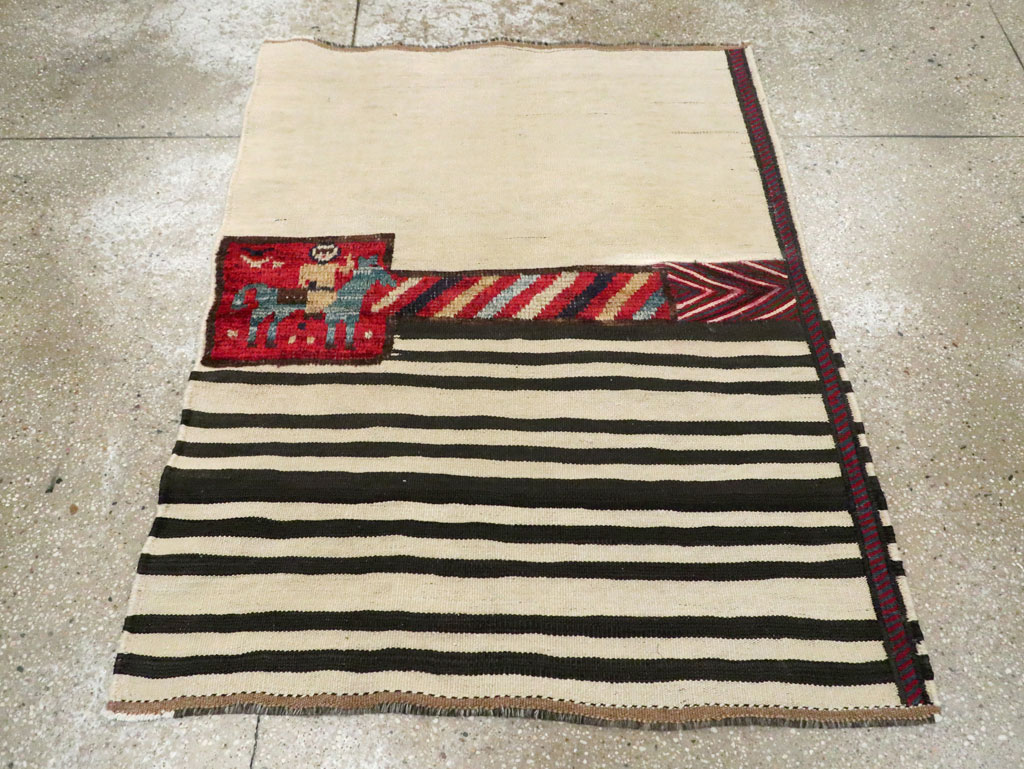 Mid-20th Century Persian Pictorial Kilim, No.28051 - Gss