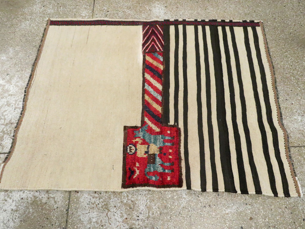 Mid-20th Century Persian Pictorial Kilim, No.28051 - Gss
