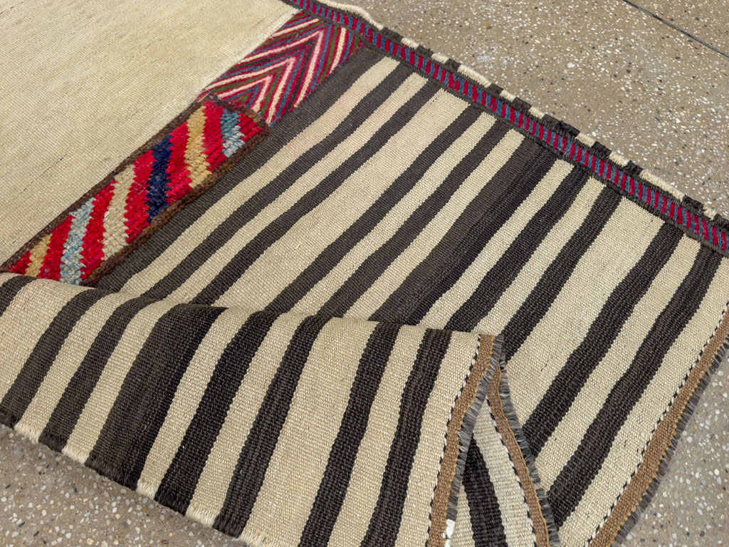 Persian Pictorial Kilim, No.28051 - Gss
