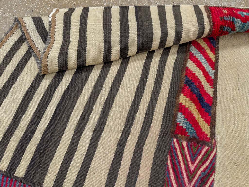 Persian Pictorial Kilim, No.28051 - Gss