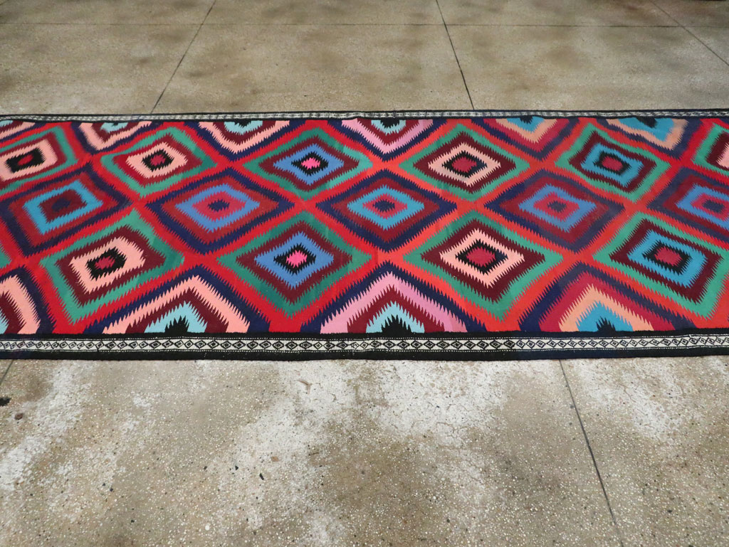 Vintage Persian Flatweave Kilim Gallery Carpet, No.28057 - Gss