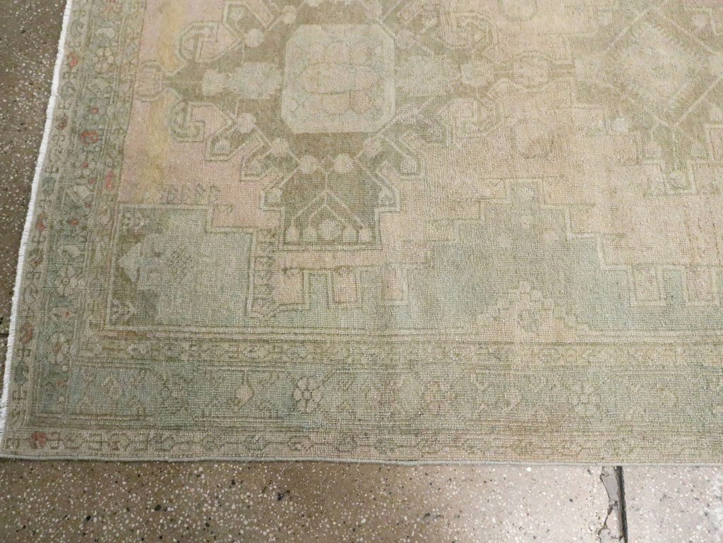 Vintage Persian Bakhtiari Gallery Rug, No.28058 - Gss