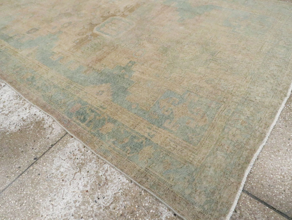 Vintage Persian Bakhtiari Gallery Rug, No.28058 - Gss