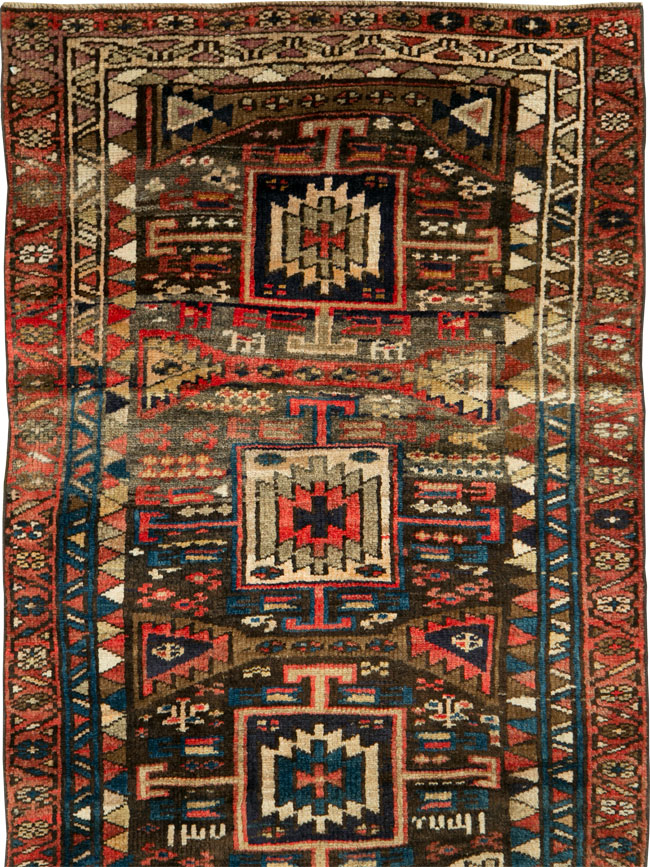 Vintage Northwest Persian Rug, No.28069 - Gss