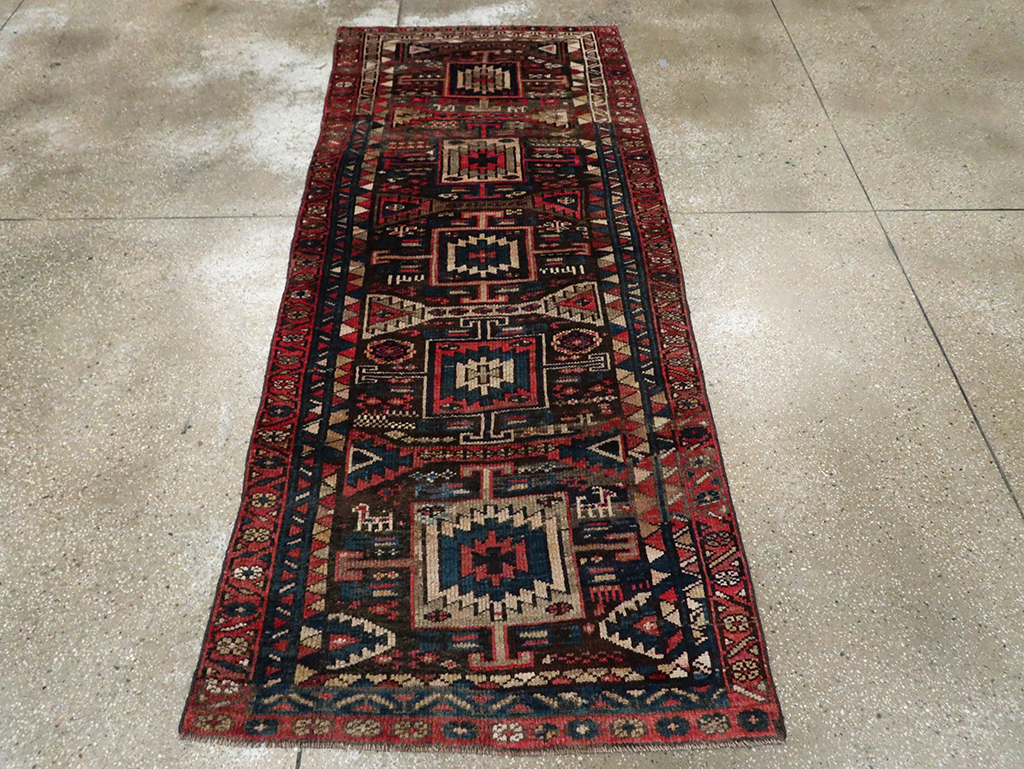 Vintage Northwest Persian Rug, No.28069 - Gss