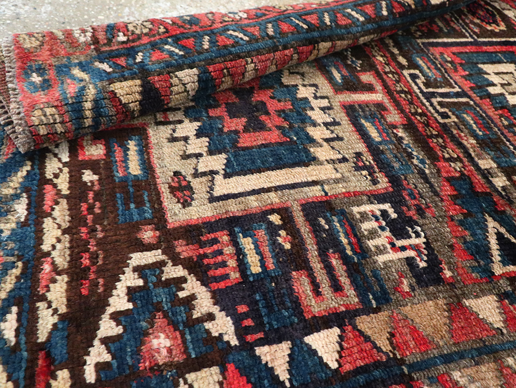 Vintage Northwest Persian Rug, No.28069 - Gss