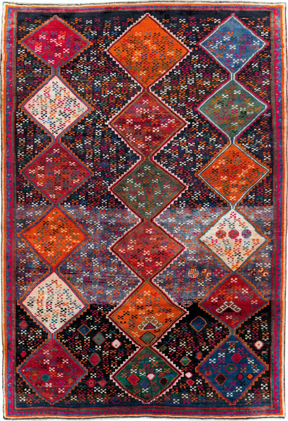 Vintage Persian Shiraz Accent Rug, No.28079 - Gss