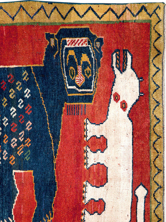 Vintage Pictorial Shiraz Rug, No.28084 - Gss