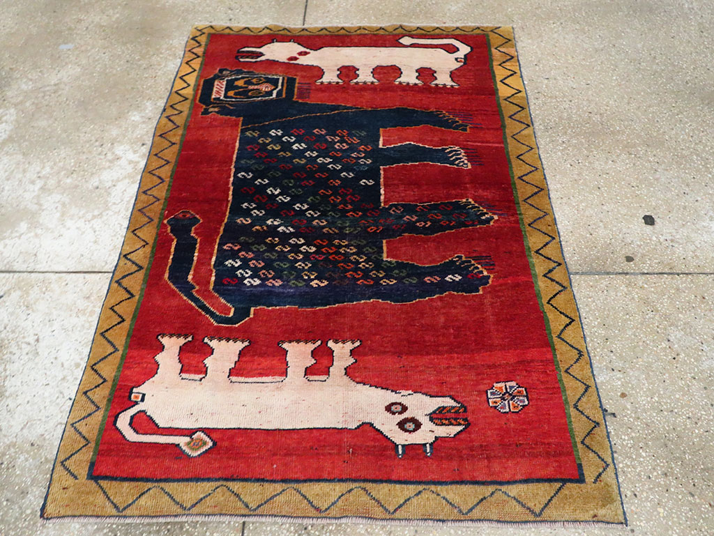 Vintage Pictorial Shiraz Rug, No.28084 - Gss