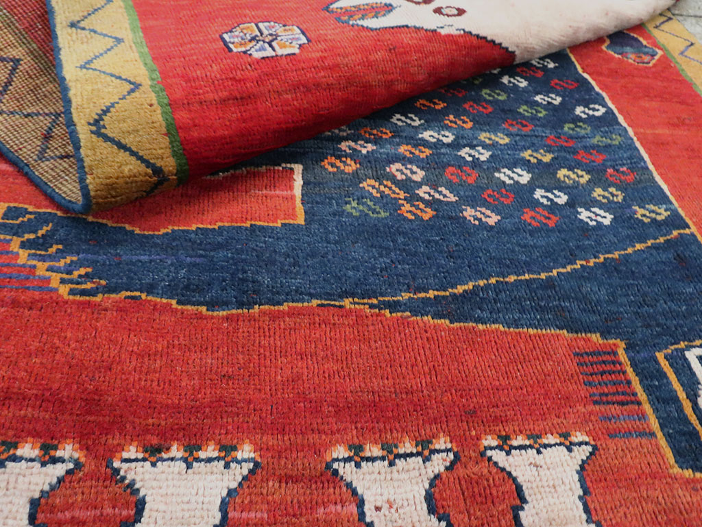 Vintage Pictorial Shiraz Rug, No.28084 - Gss