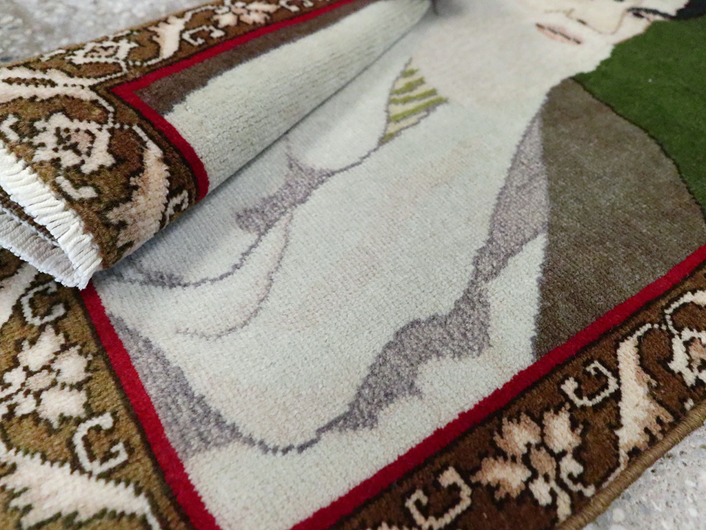 Vintage Persian Tabriz Pictorial Rug, No.28100 - Gss