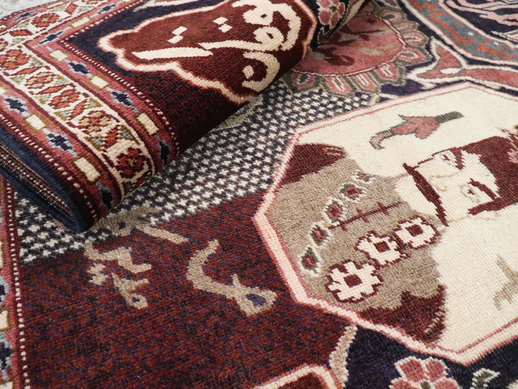 Vintage Persian Tabriz Pictorial Rug, No.28106 - Gss