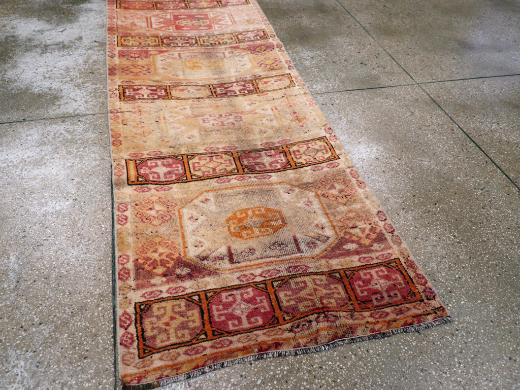 Vintage Turkish Anatolian Runner, No.28117 - Gss