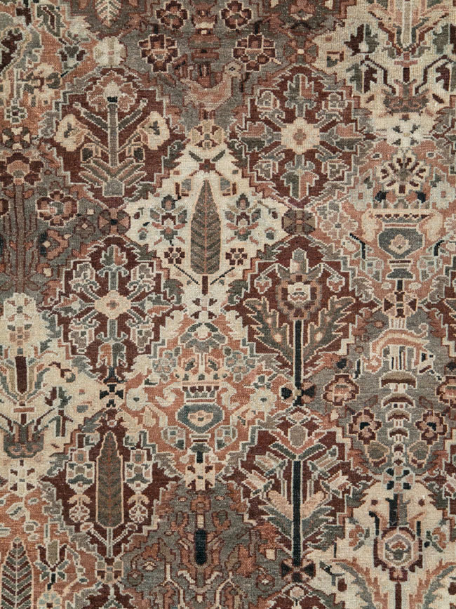 Antique Persian Square Bakhtiari Carpet, No.28122 - Gss