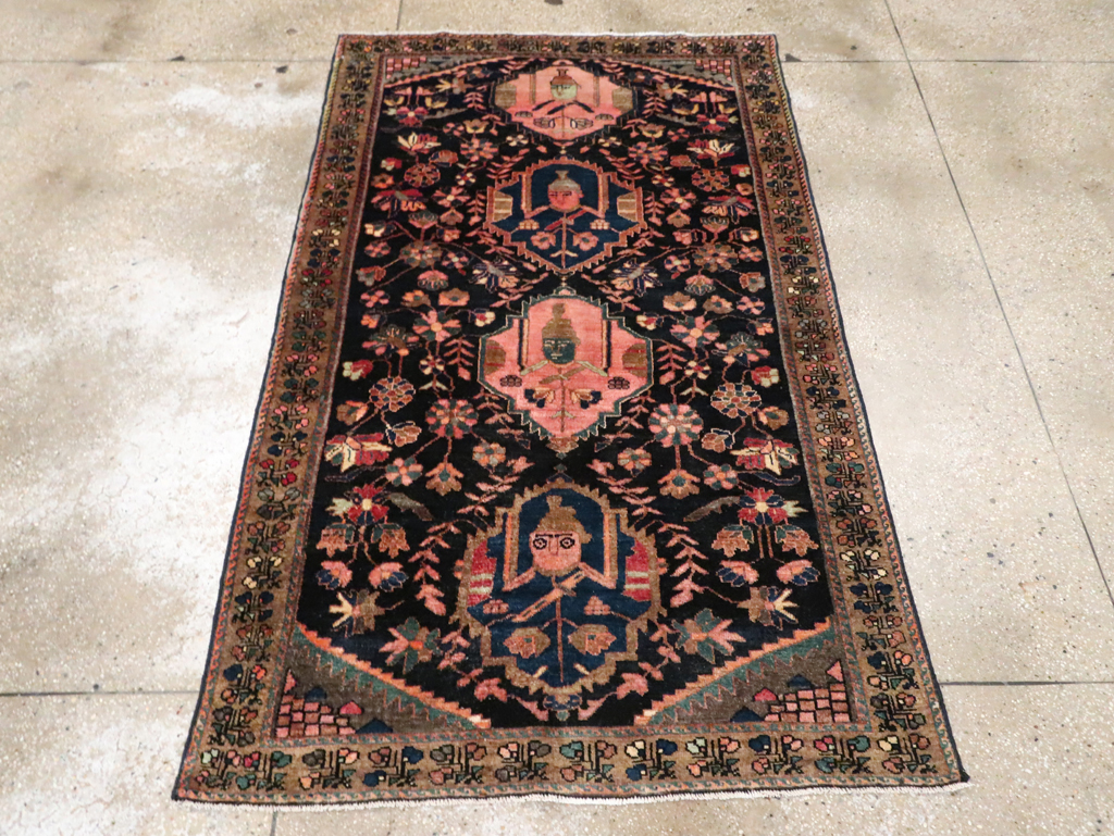 Antique Persian Pictorial Malayer Rug, No.28133 - Gss