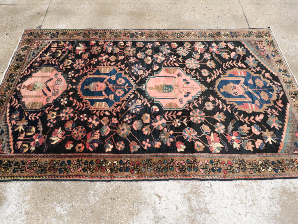 Antique Persian Pictorial Malayer Rug, No.28133 - Gss