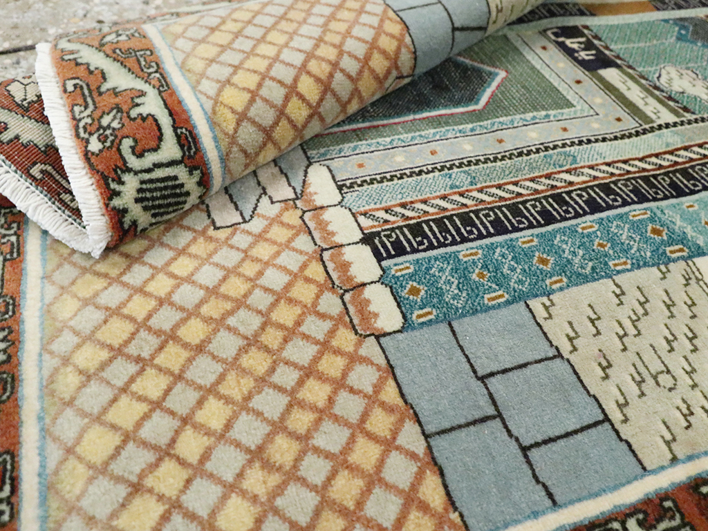 Vintage Persian Pictorial Tabriz Rug, No.28135 - Gss