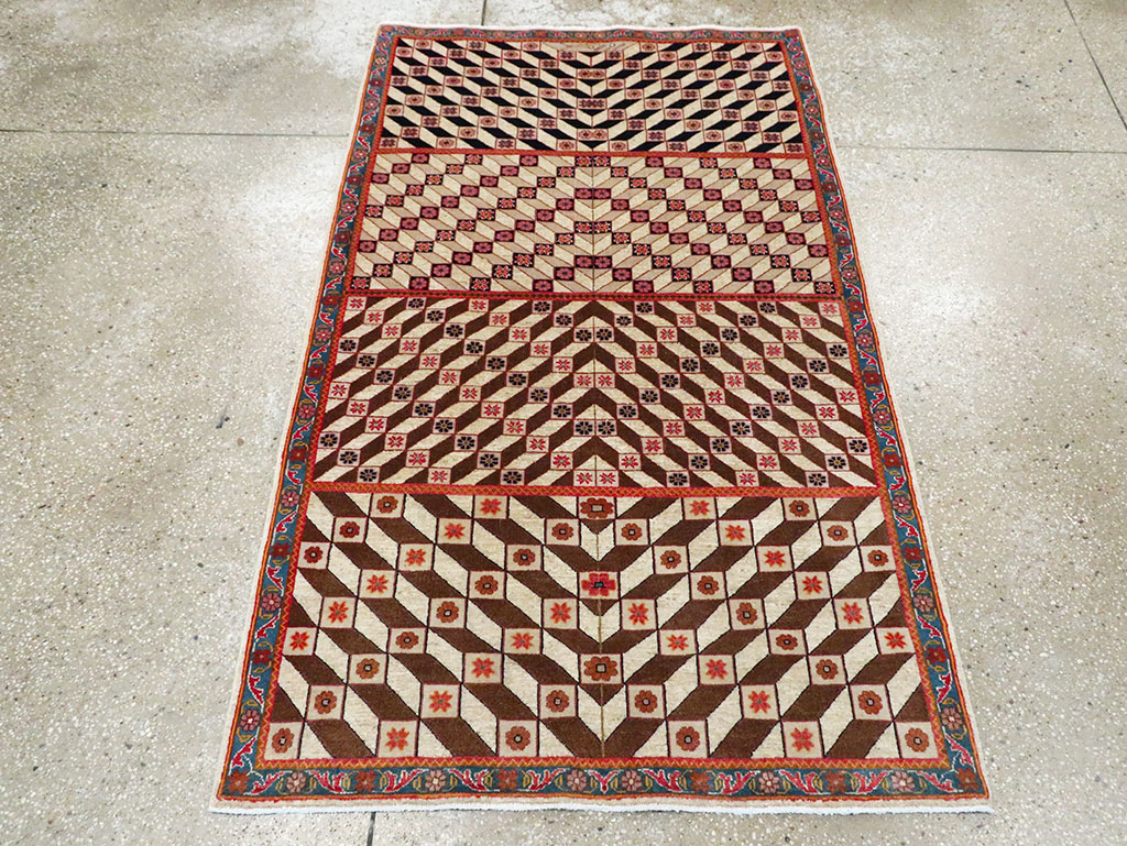 Vintage Persian Tabriz Rug, No.28151 - Gss