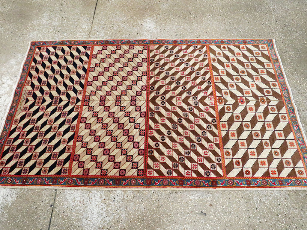 Vintage Persian Tabriz Rug, No.28151 - Gss