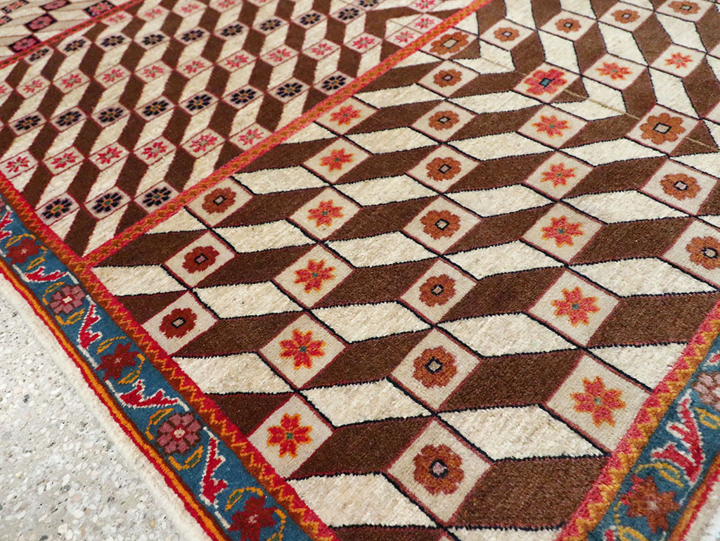 Vintage Persian Tabriz Rug, No.28151 - Gss