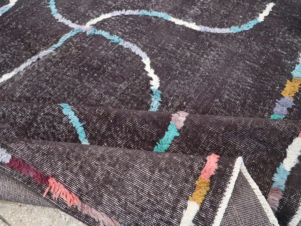 Modern Turkish Anatolian Distressed Room Size Carpet, No.28167 - Gss