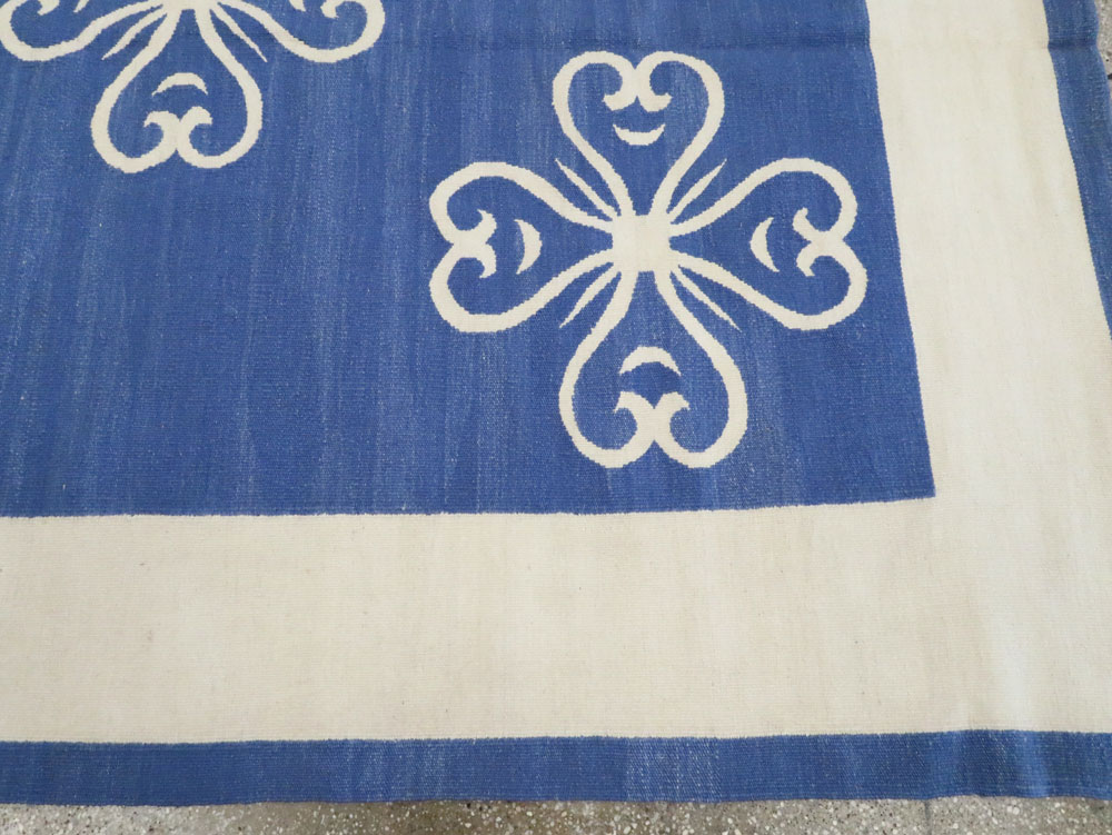 Modern Turkish Flatweave Room Size Carpet, No.28186 - Gss