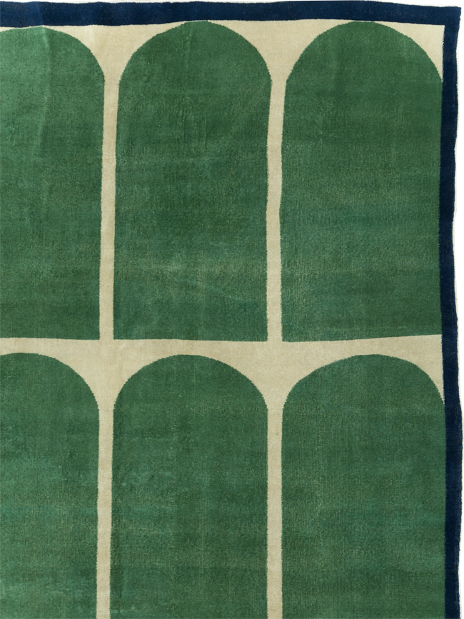 Vintage Turkish Anatolian Art Deco Style Room Size Carpet, No.28192 - Gss