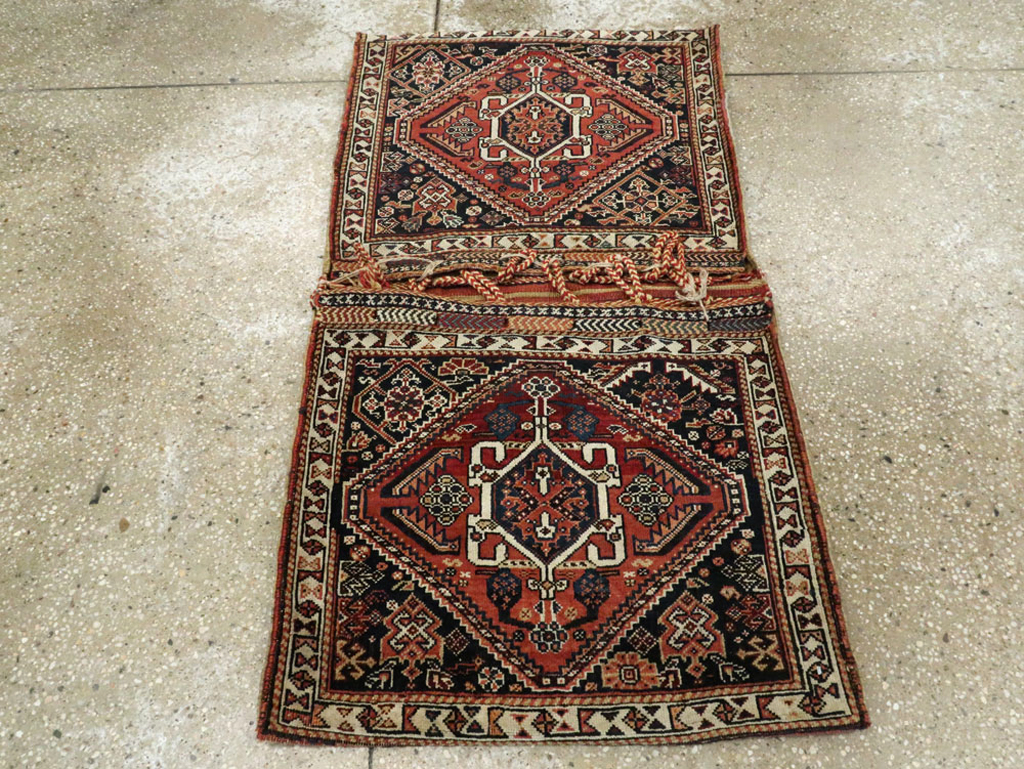 Antique Persian Qashqai Saddlebag (Khorjin), No.28219 - Gss