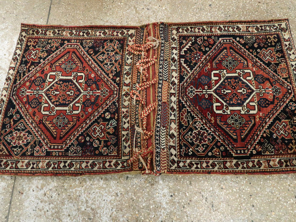 Antique Persian Qashqai Saddlebag (Khorjin), No.28219 - Gss