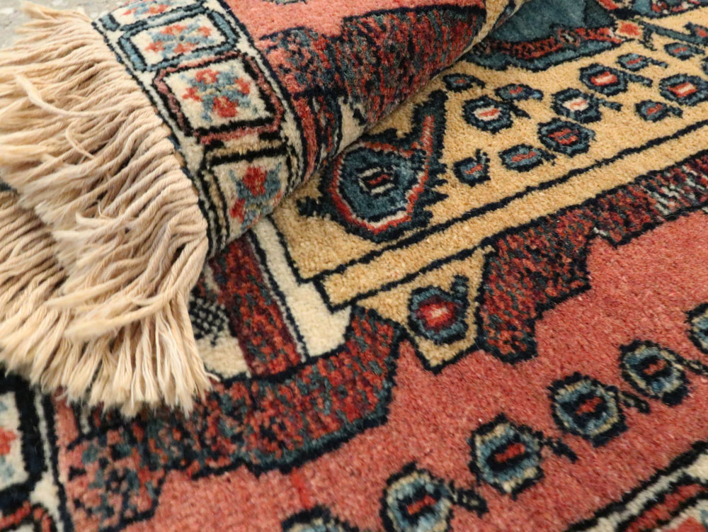 Persian Pictorial Shiraz Rug, No.28241 - Gss