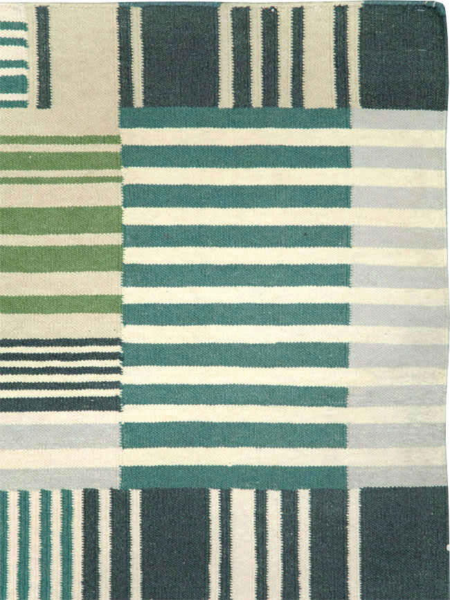Modern Turkish Flatweave Accent Rug, No.28242 - Gss