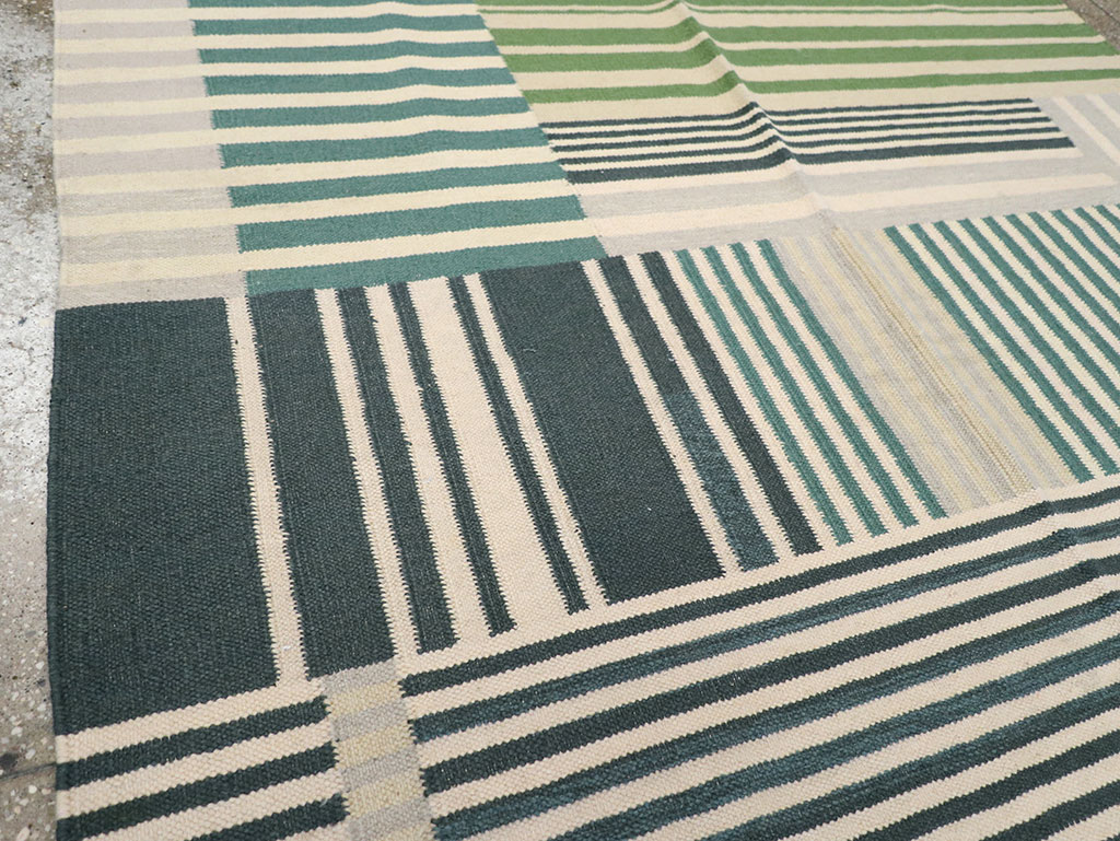 Modern Turkish Flatweave Accent Rug, No.28242 - Gss