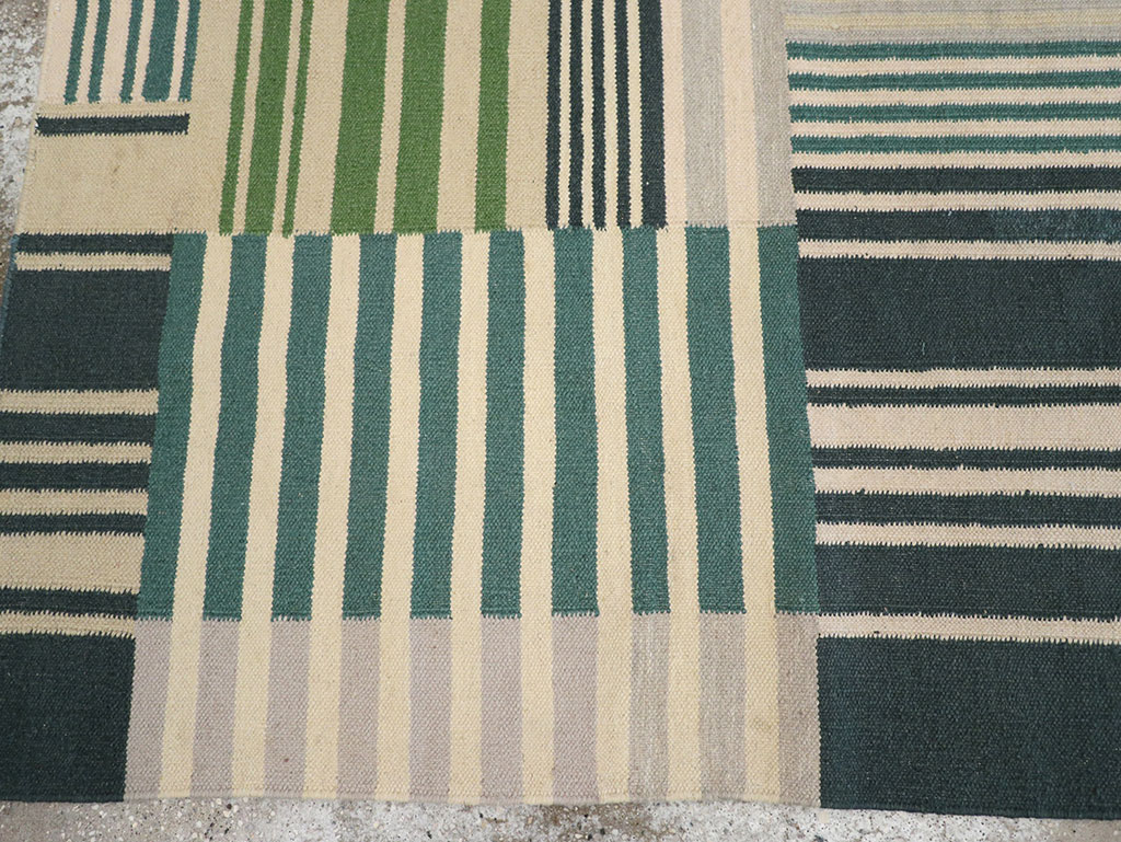 Modern Turkish Flatweave Accent Rug, No.28242 - Gss