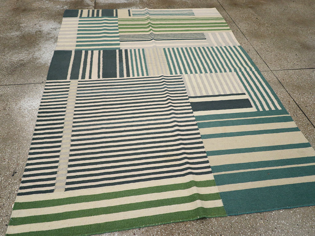 Modern Turkish Flatweave Accent Rug, No.28242 - Gss