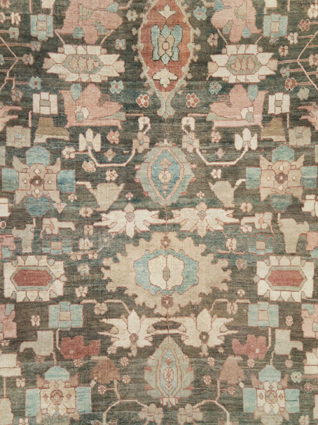 Antique Persian Bakhitari Carpet, No.28259 - Gss