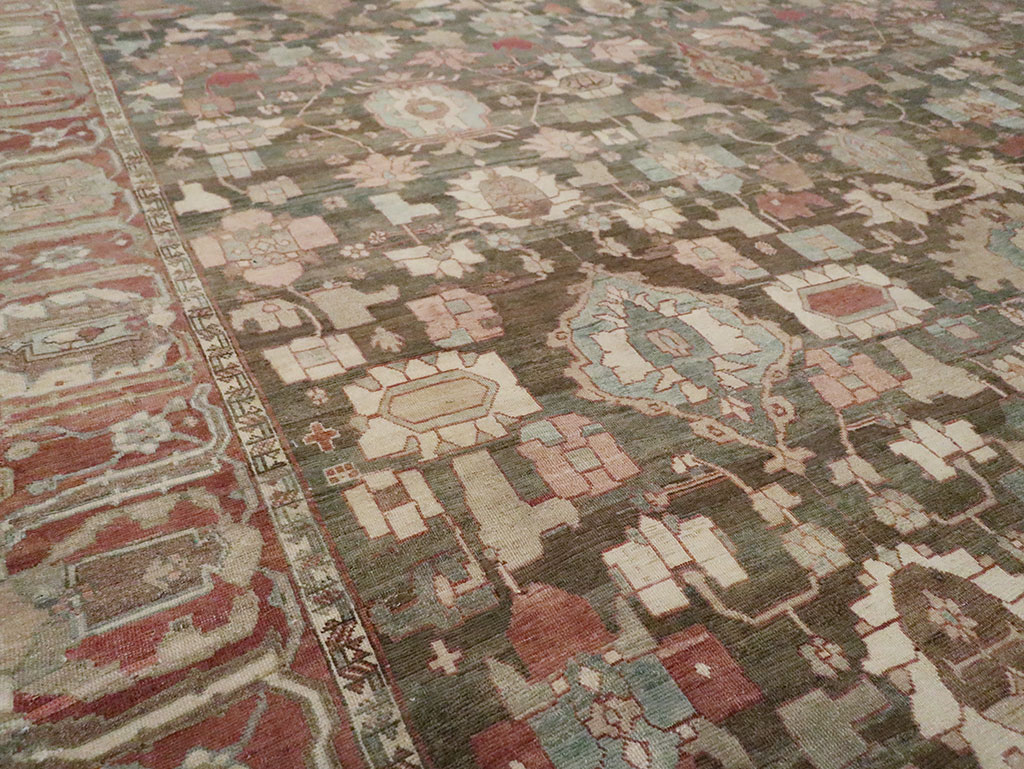 Antique Persian Bakhitari Carpet, No.28259 - Gss