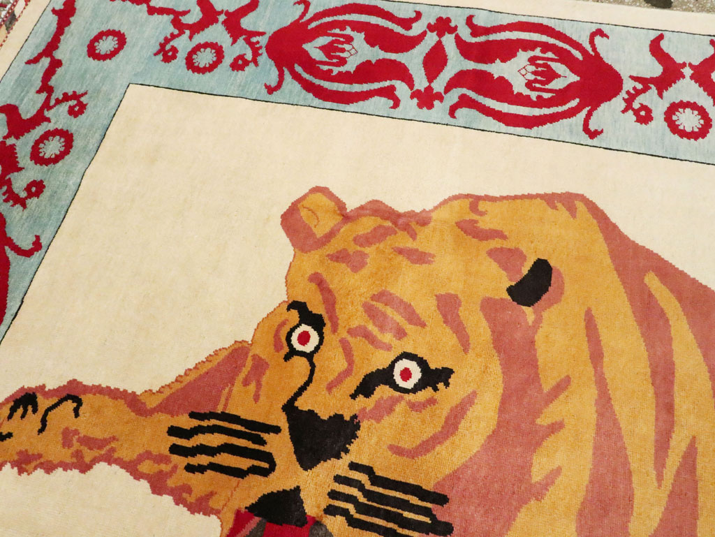 Modern Turkish Pictorial Carpet, No.28351 - Gss