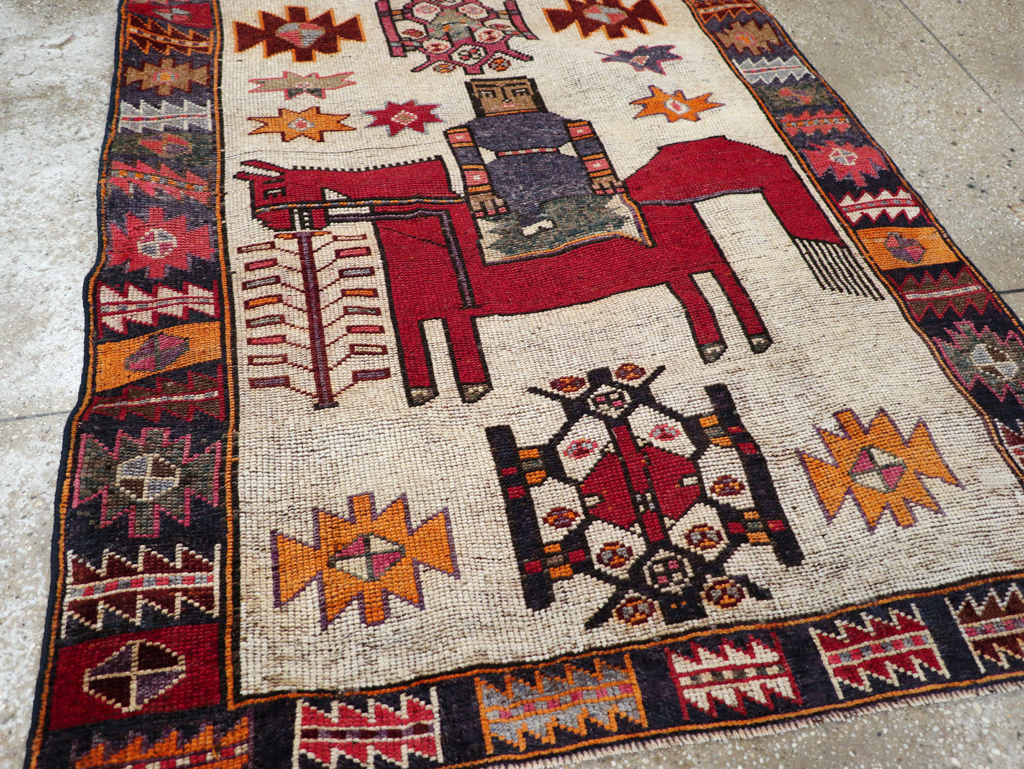 Vintage Persian Bakhtiari Rug, No.28361 - Gss